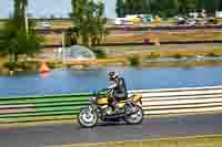 Vintage-motorcycle-club;eventdigitalimages;mallory-park;mallory-park-trackday-photographs;no-limits-trackdays;peter-wileman-photography;trackday-digital-images;trackday-photos;vmcc-festival-1000-bikes-photographs